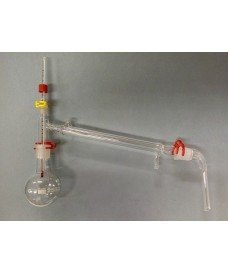 Equipo para destilación simple de vidrio de borosilicato con matraz de 250 ml sin soporte.